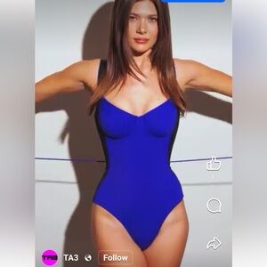 NWT TA3 Lifty Contour Ultramarine Blue and Black One Piece Size XS Cup F/G